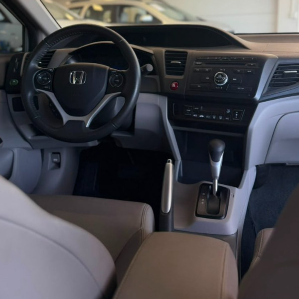 HONDA Civic 2.0 16V 4P FLEX LXR AUTOMÁTICO