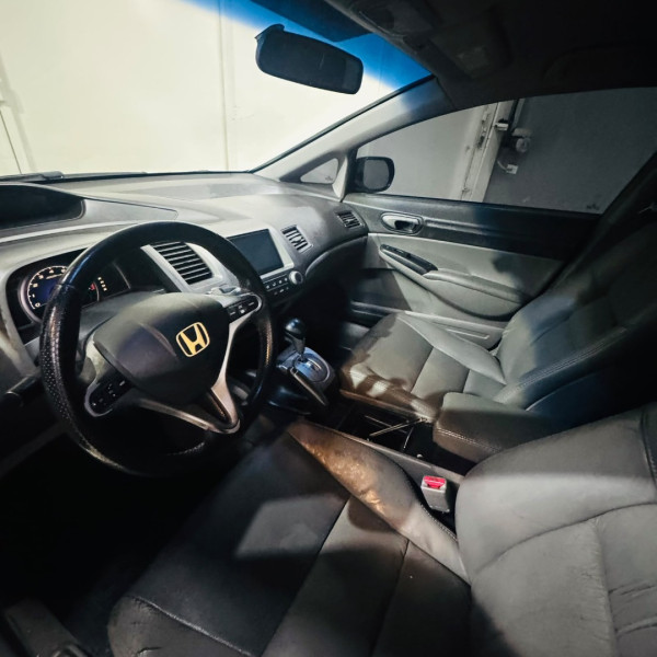 HONDA Civic 1.8 16V 4P FLEX LXL AUTOMÁTICO