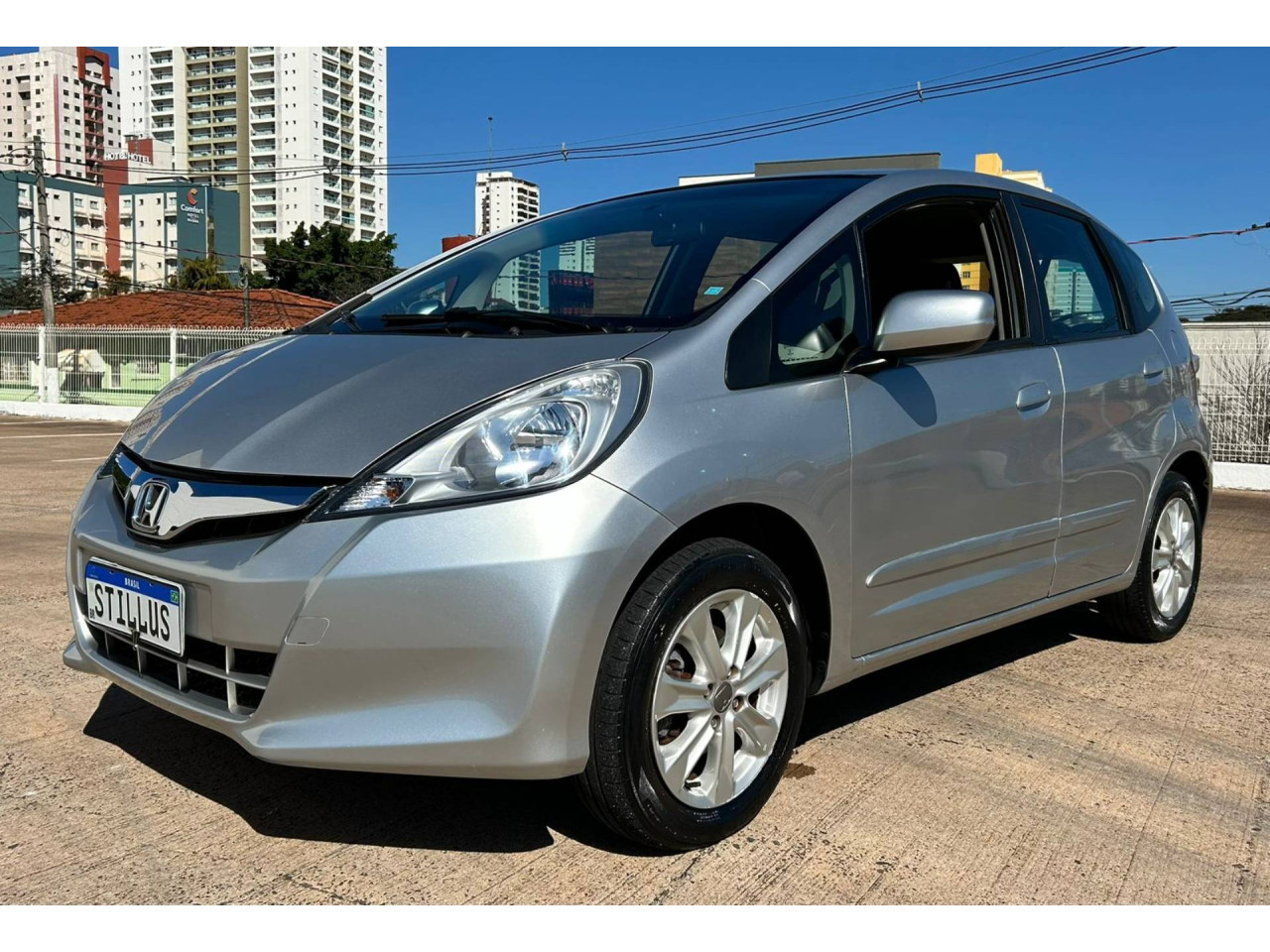 Fit 1.4 LX 16V
