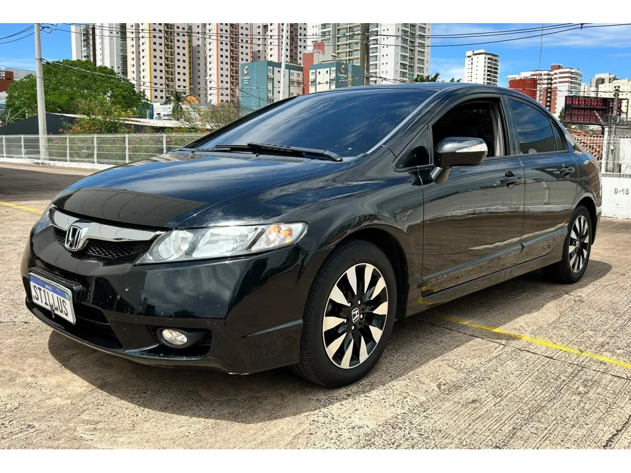 Civic 1.8 LXL 16V