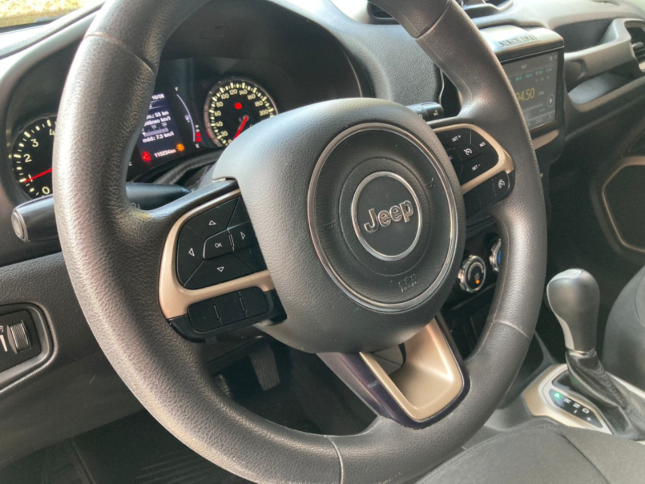 Renegade 1.8 16V 4P FLEX AUTOMÁTICO