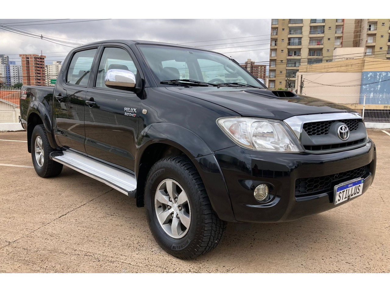 Hilux Caminhonete 3.0 4P 4X4 SRV TURBO DIESEL CABINE DUPLA AUTOMÁTICO