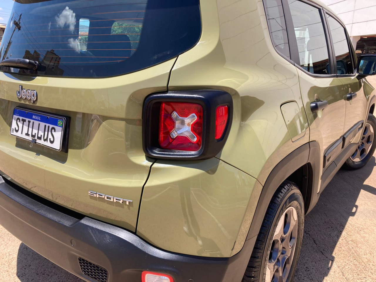 Renegade 1.8 16V 4P FLEX SPORT