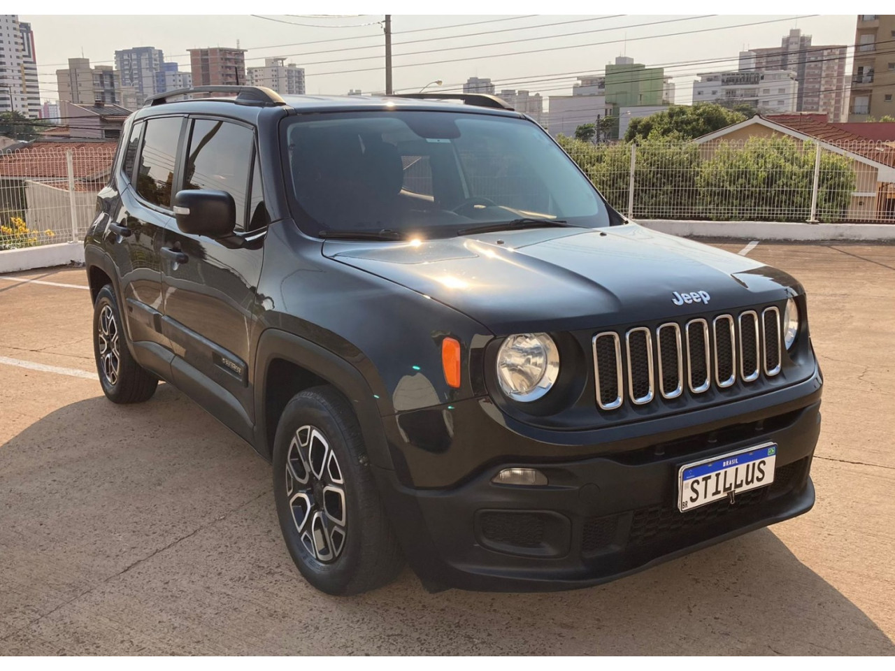 Renegade 1.8 16V 4P FLEX AUTOMÁTICO