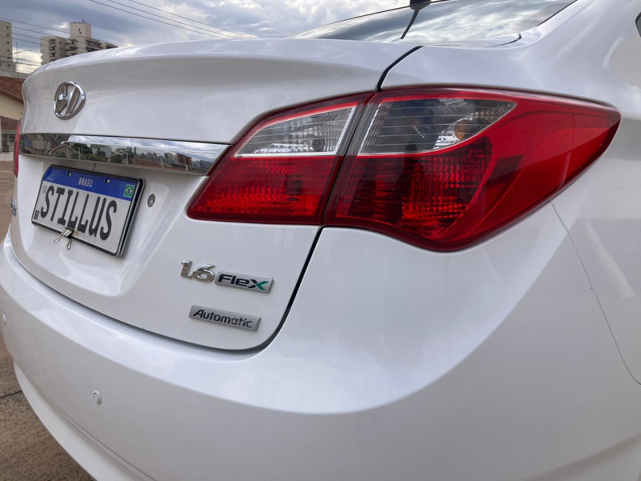 HB 20 Sedan 1.6 16V 4P FLEX COMFORT AUTOMÁTICO