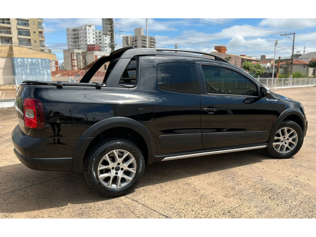 Saveiro 1.6 G6 CABINE DUPLA CROSS FLEX