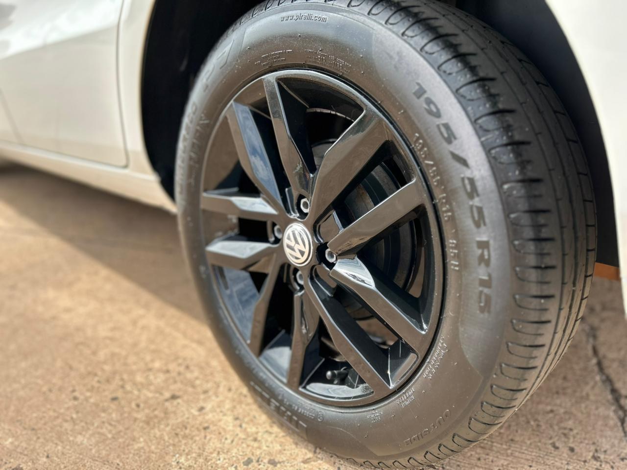 Voyage 1.6 4P FLEX