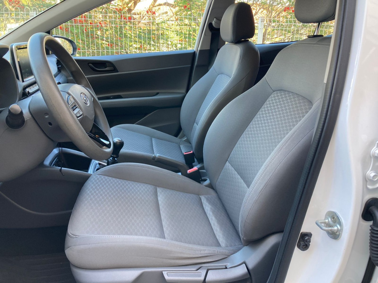 HB 20 Sedan 1.0 12V 4P FLEX VISION