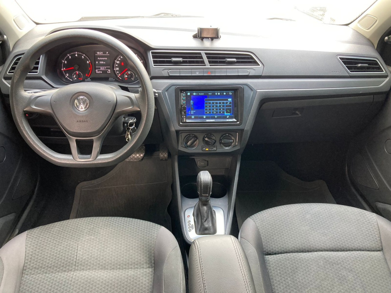 Voyage 1.6 4P FLEX AUTOMÁTICO