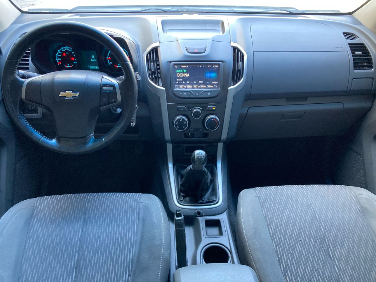 S10 2.4 CABINE DUPLA
