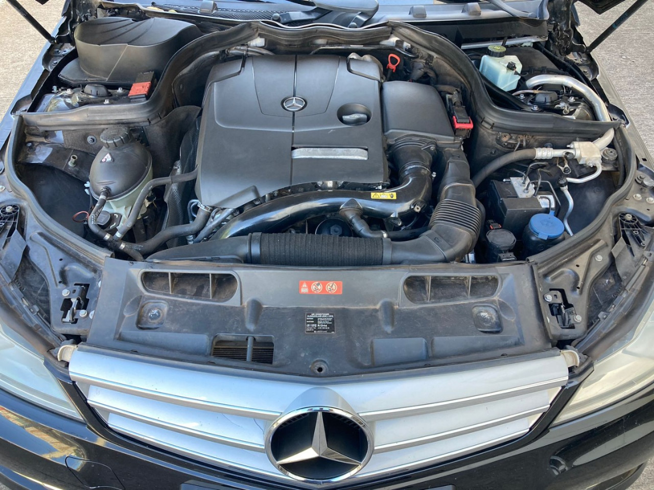 C 180 1.6 16V 4P CGI SPORT TURBO AUTOMÁTICO