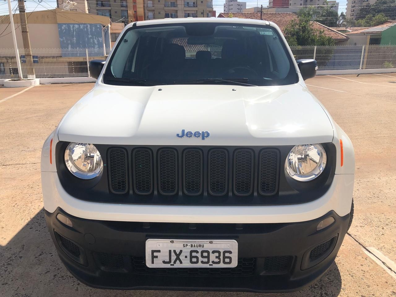 Renegade 1.8 16V 4P FLEX