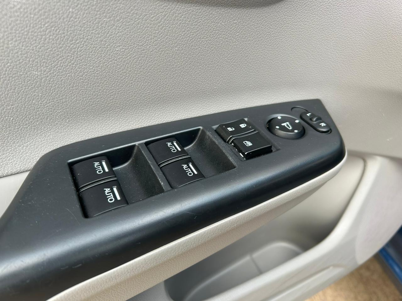 Civic 2.0 16V 4P FLEX LXR AUTOMÁTICO