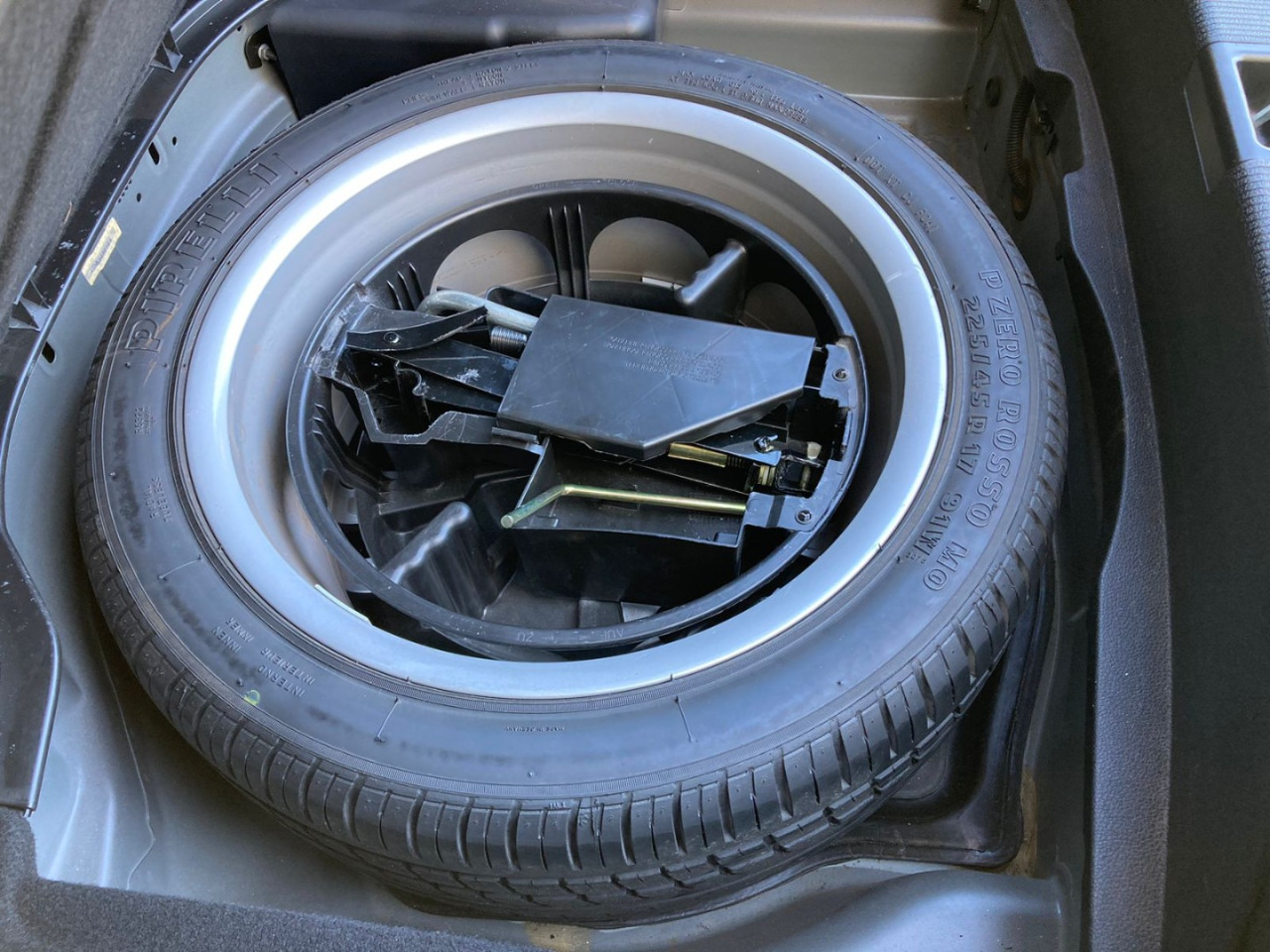 C 180 1.6 16V 4P CGI SPORT TURBO AUTOMÁTICO