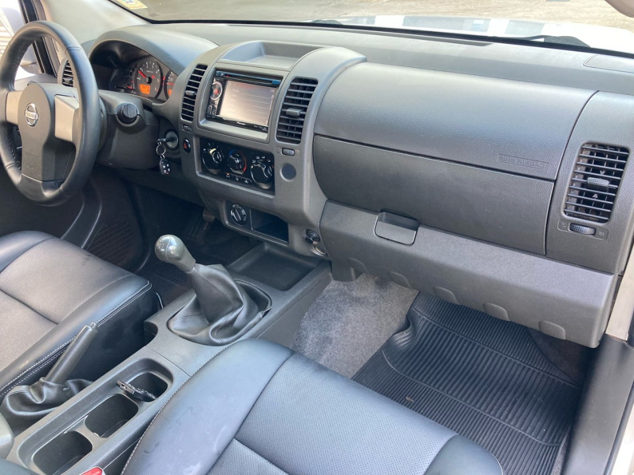 Frontier 2.5 XE 4X4 TURBO DIESEL CABINE DUPLA