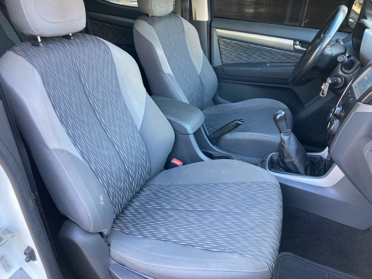 S10 2.4 CABINE DUPLA