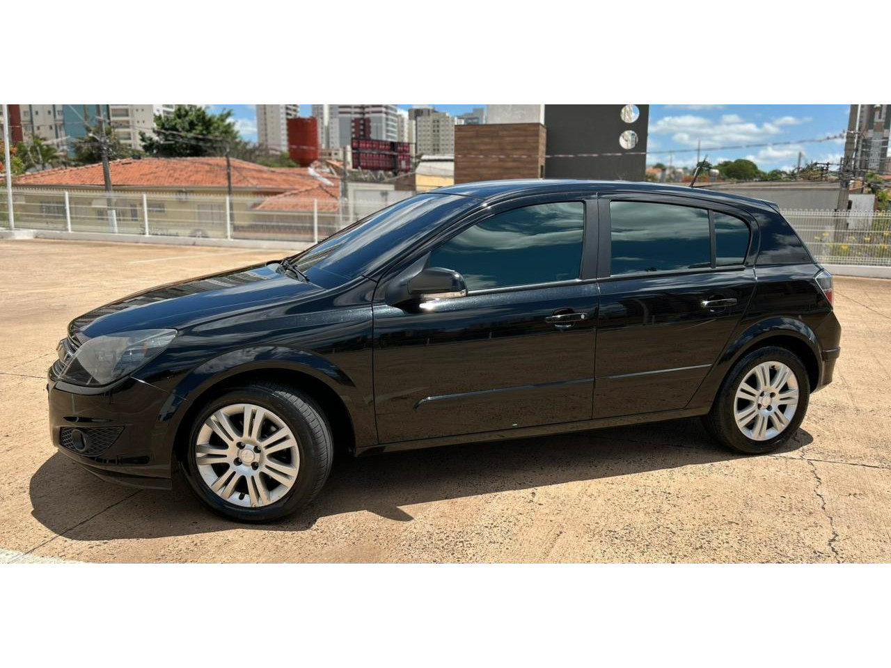 Vectra Hatch 2.0 4P FLEX GT