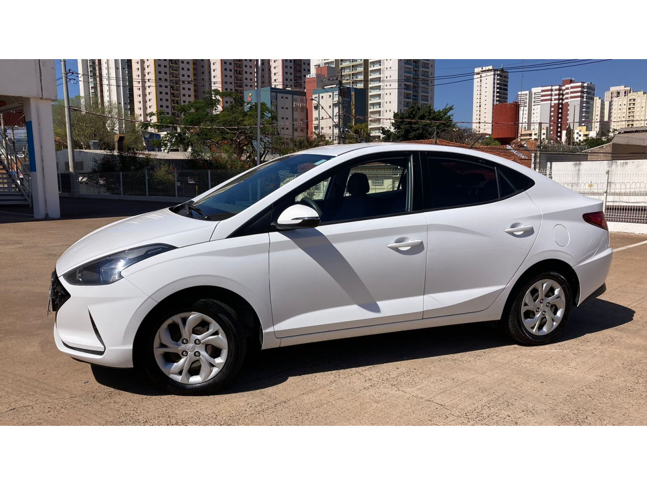 HB 20 Sedan 1.0 12V 4P FLEX VISION