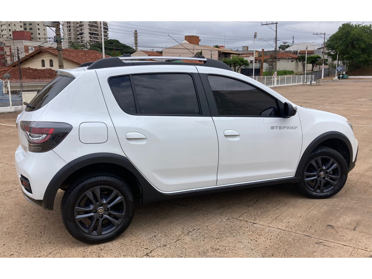 Sandero 1.6 16V 4P FLEX STEPWAY AUTOMÁTICO