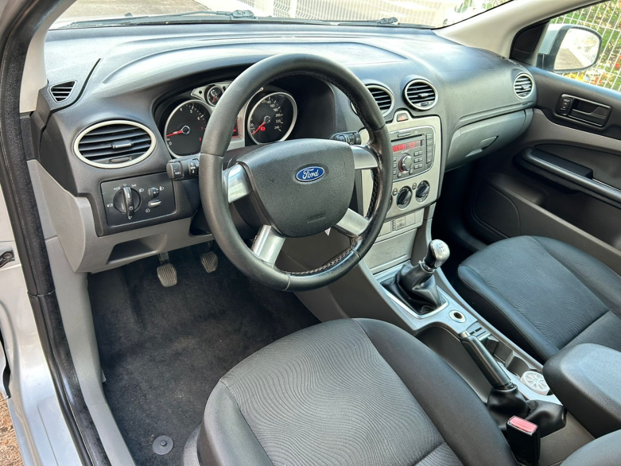 Focus Hatch 1.6 4P GLX