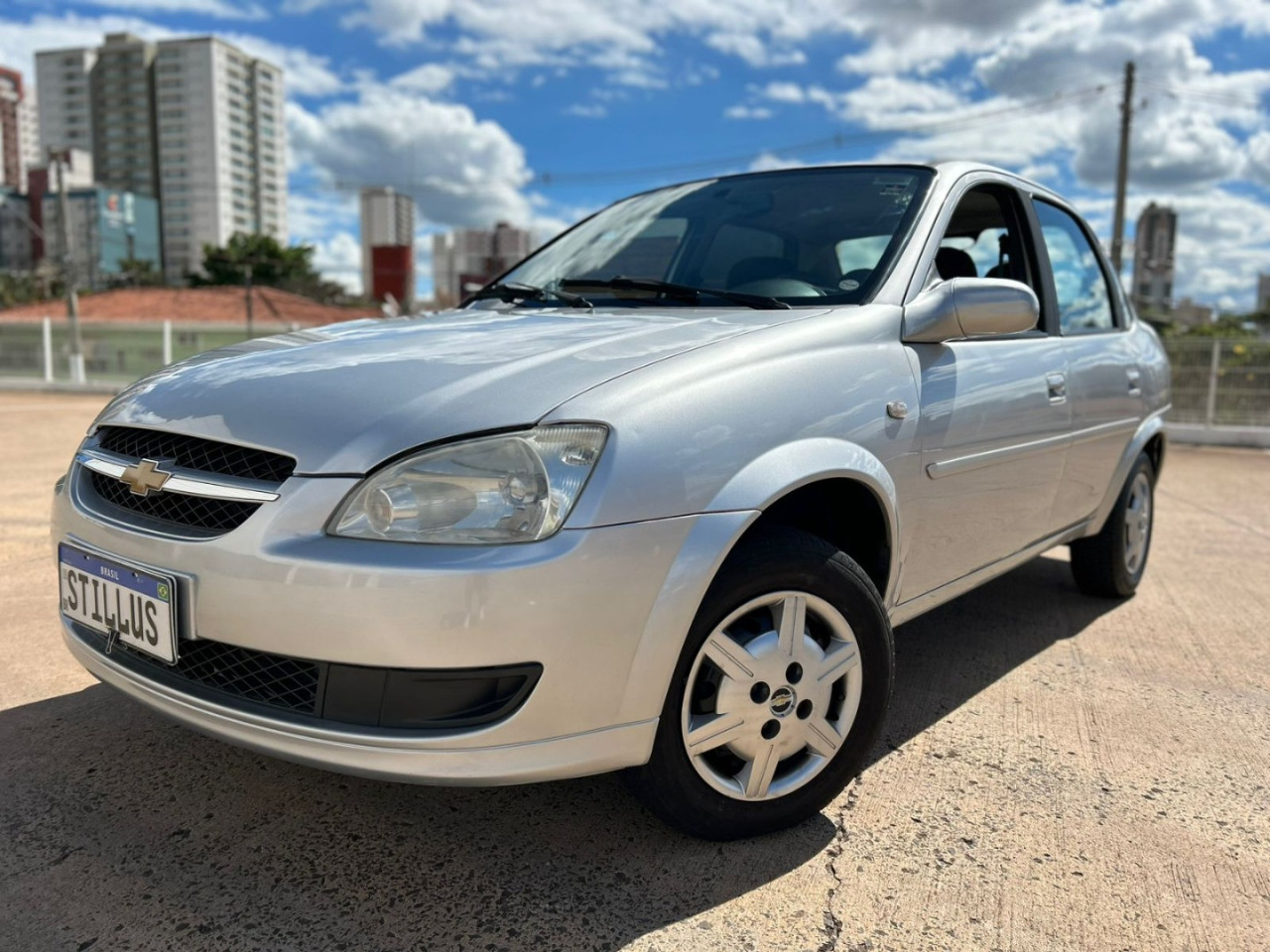Classic Sedan 1.0 4P VHCE FLEX LS