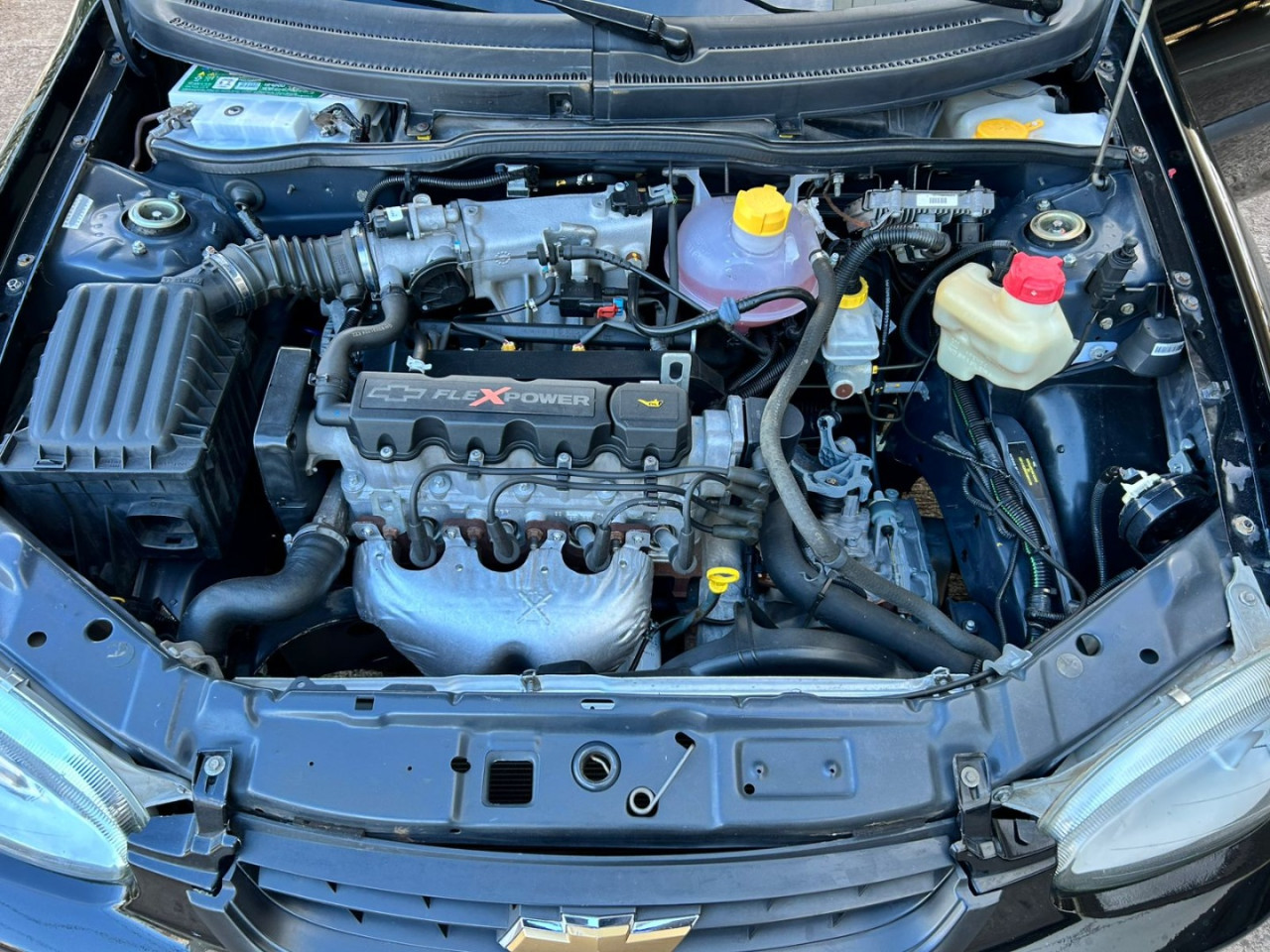 Classic Sedan 1.0 4P VHCE FLEX