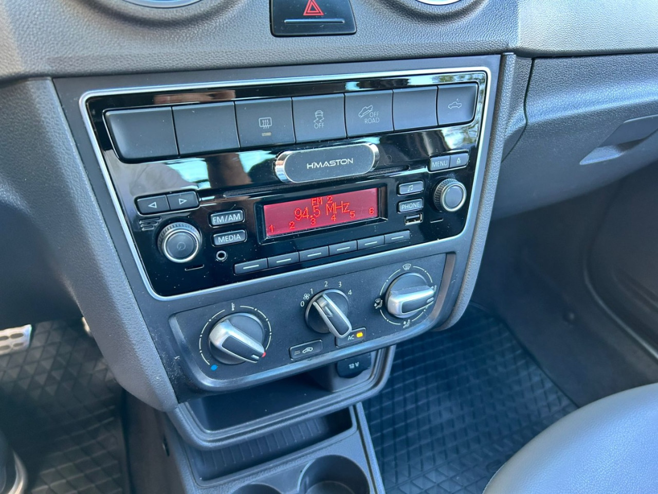 Saveiro 1.6 16V G6 CROSS CABINE DUPLA FLEX