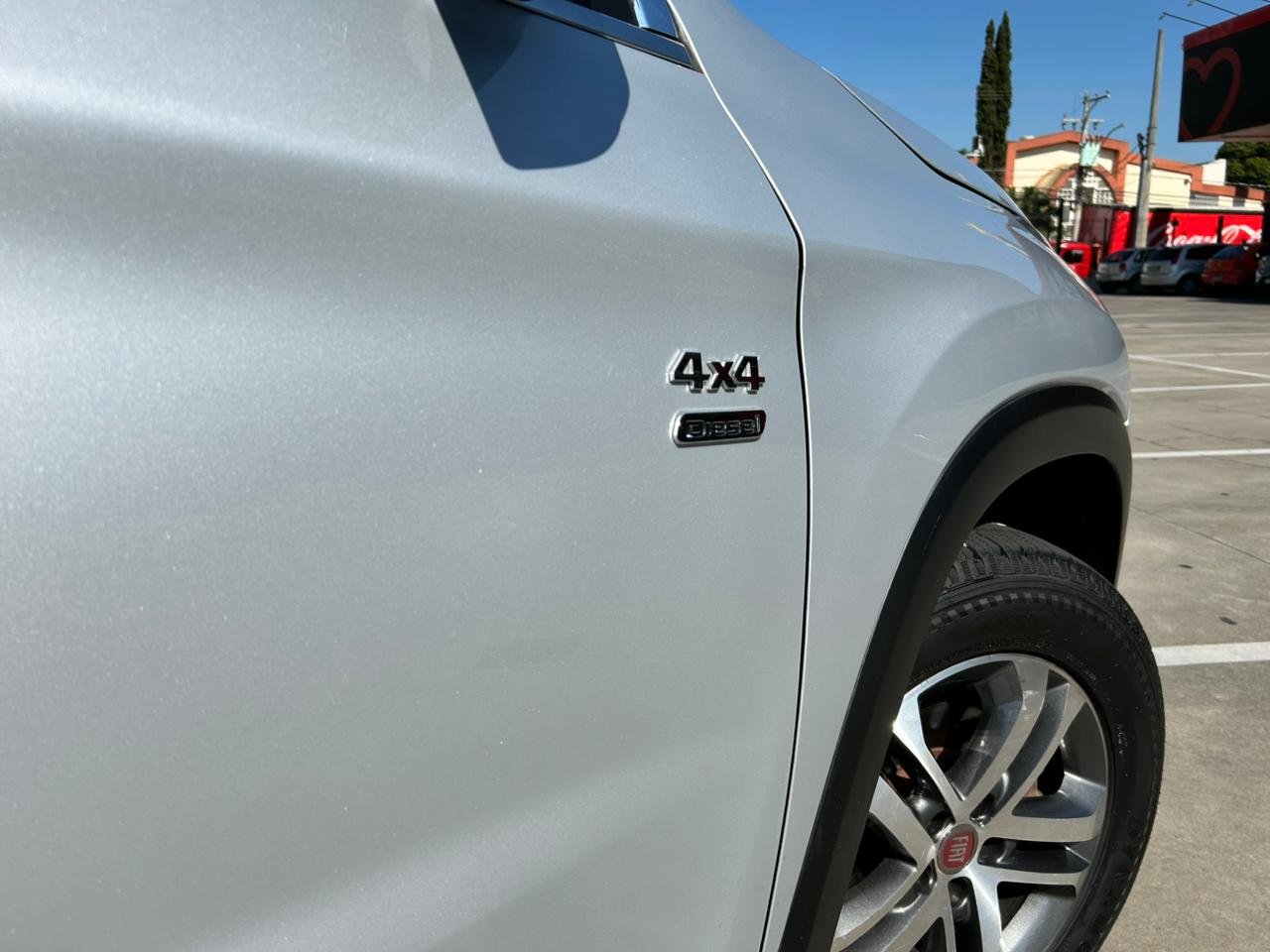 Toro 2.0 16V 4P VOLCANO 4WD TURBO DIESEL AUTOMÁTICO