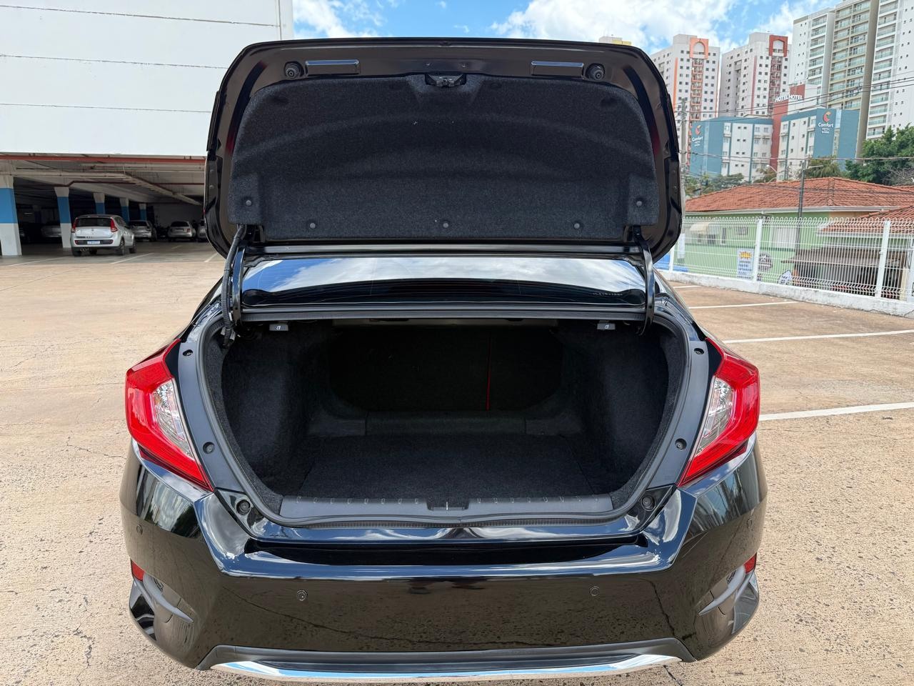 Civic 2.0 16V 4P FLEX LX AUTOMÁTICO