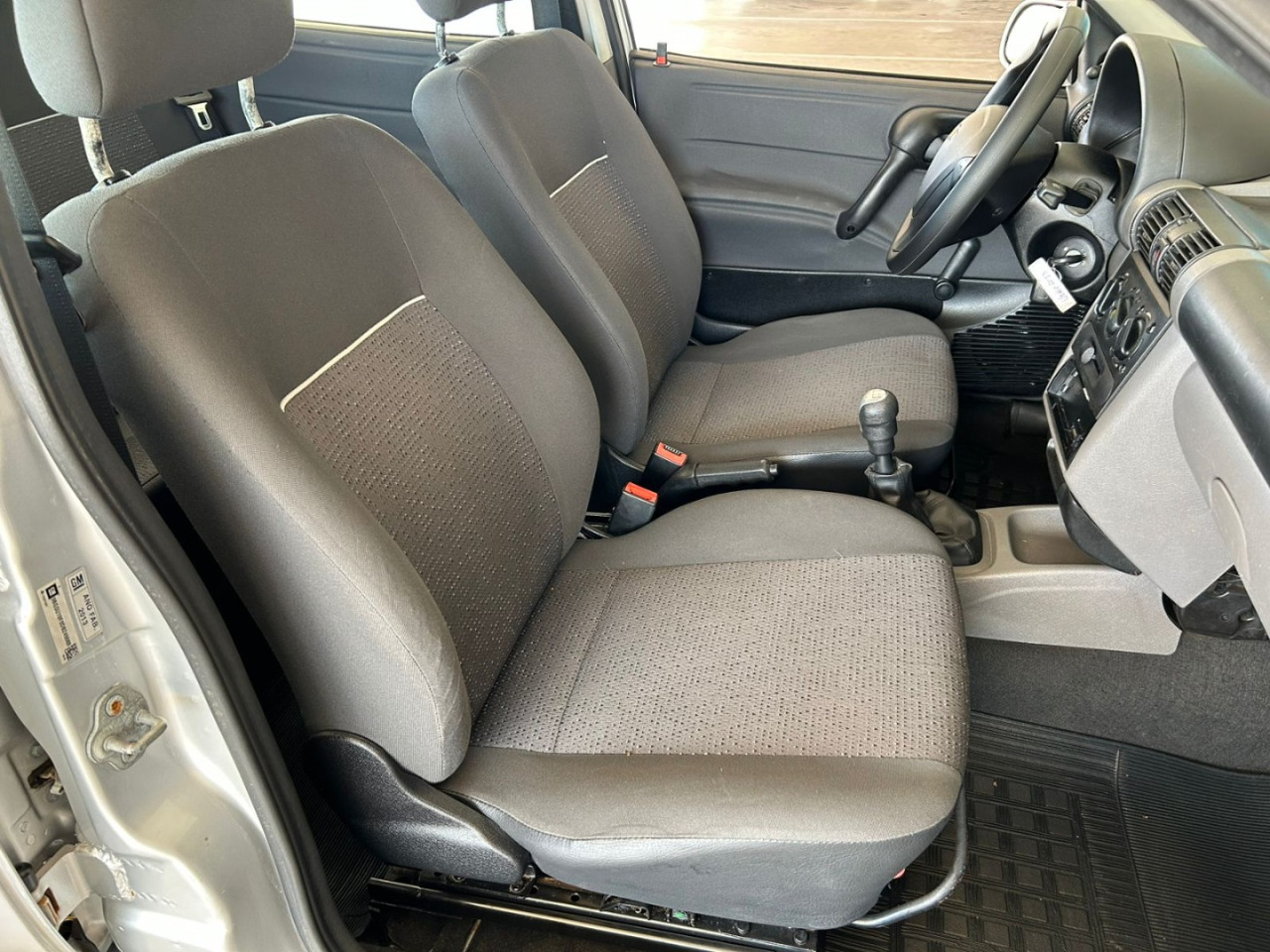 Classic Sedan 1.0 4P VHCE FLEX LS