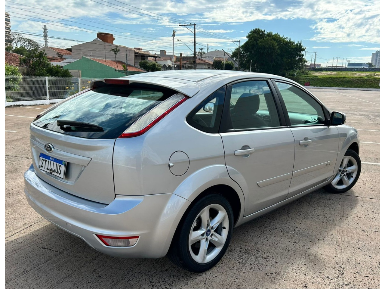 Focus Hatch 1.6 4P GLX