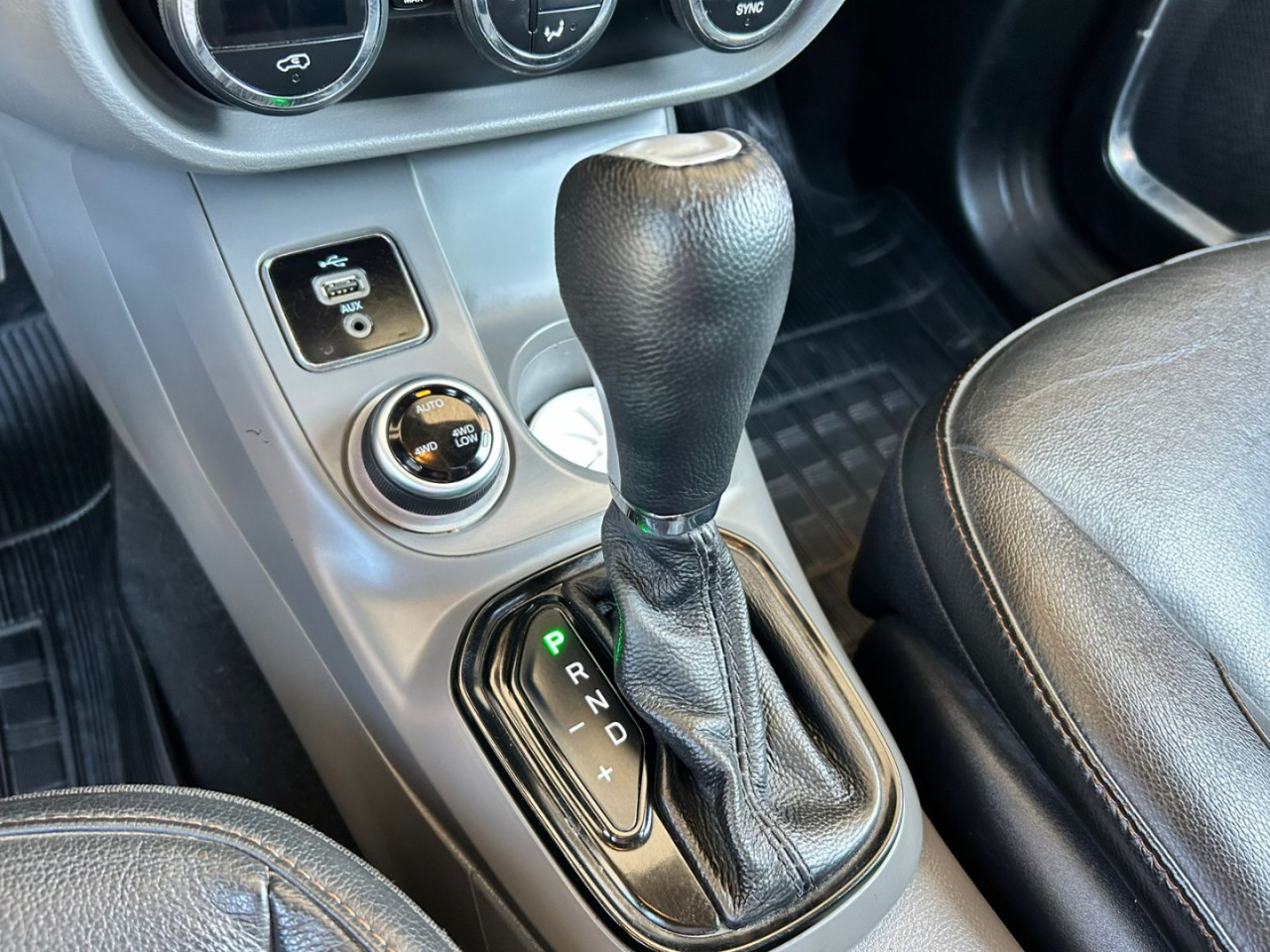 Toro 2.0 16V 4P VOLCANO 4WD TURBO DIESEL AUTOMÁTICO