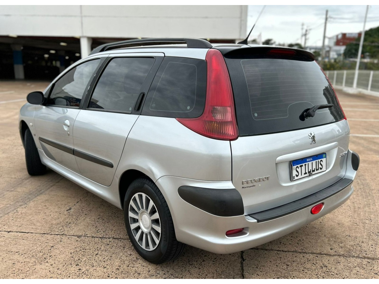 206 SW 1.4 4P PRESENCE