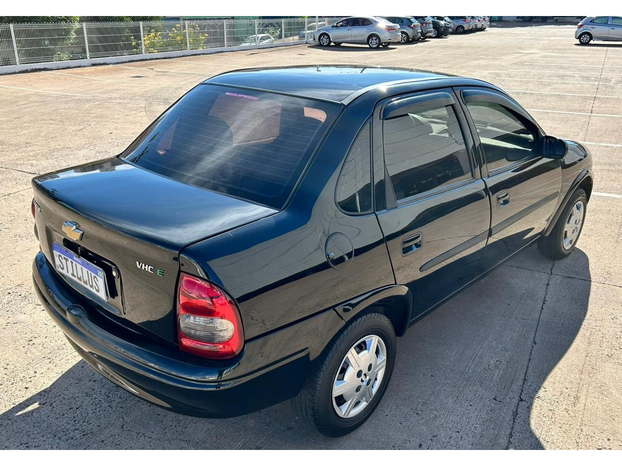 Classic Sedan 1.0 4P VHCE FLEX