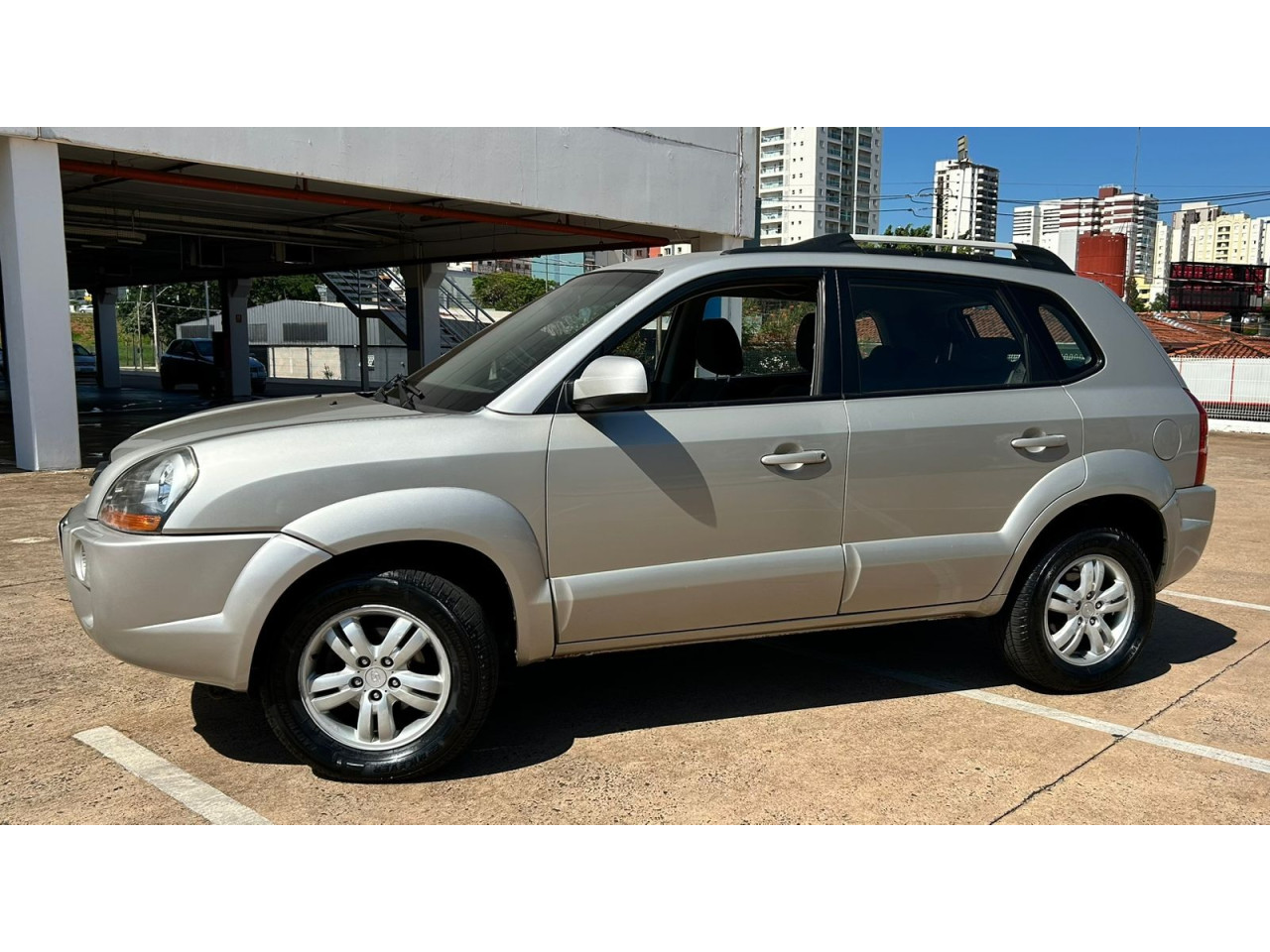 Tucson 2.0 16V 4P GLS