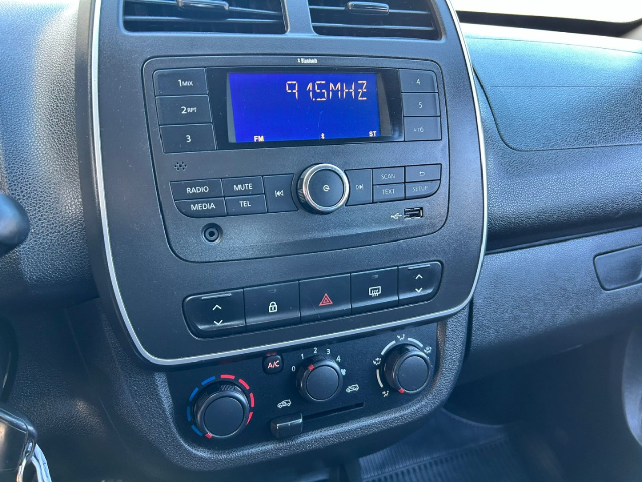 Kwid 1.0 12V 4P SCE FLEX ZEN
