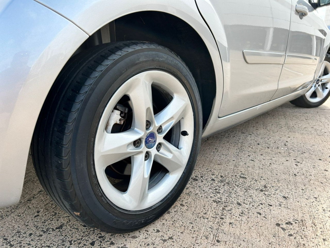 Focus Hatch 1.6 4P GLX