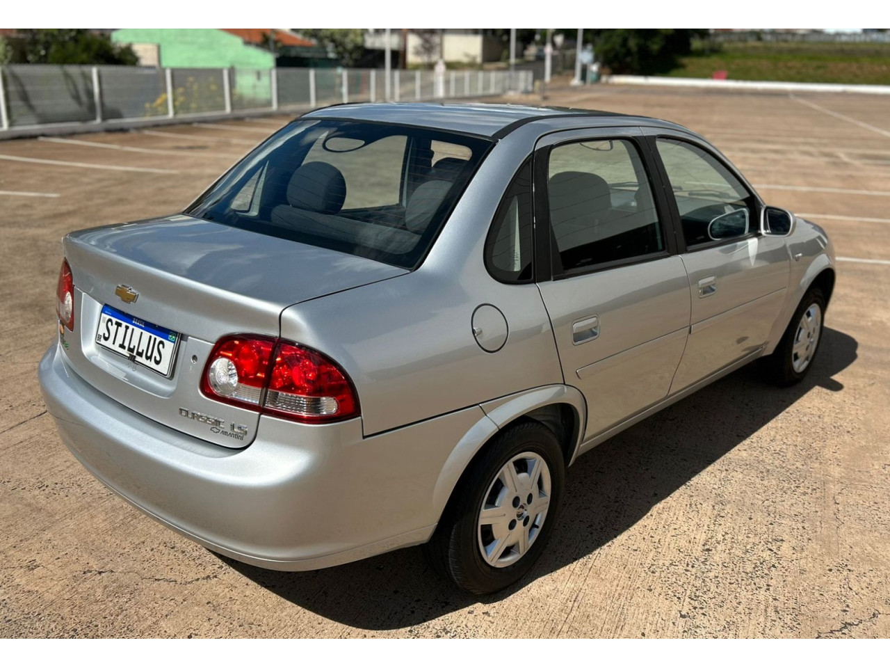 Classic Sedan 1.0 4P VHCE FLEX LS