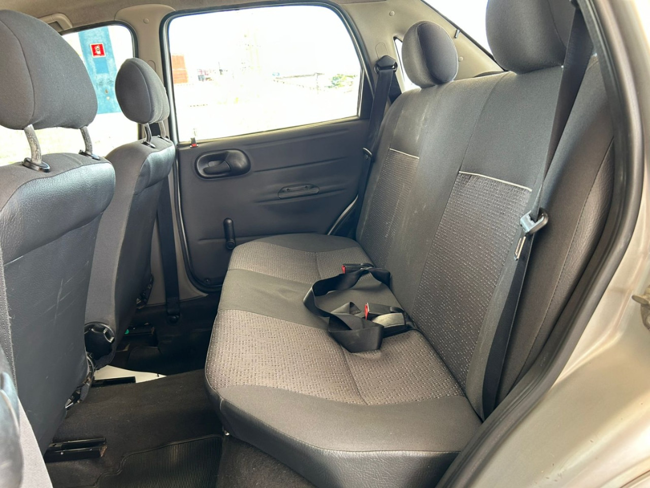 Classic Sedan 1.0 4P VHCE FLEX LS