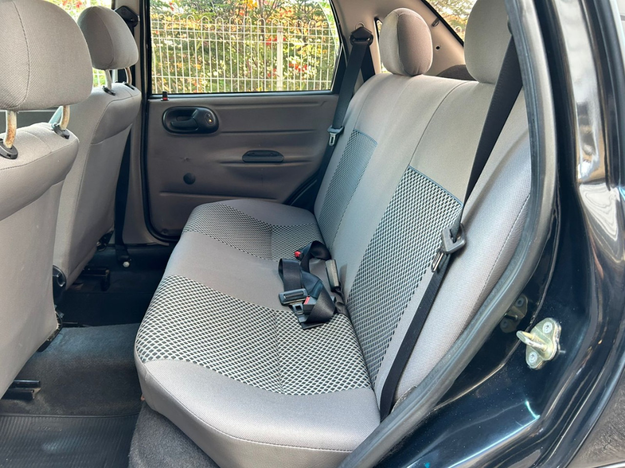 Classic Sedan 1.0 4P VHCE FLEX