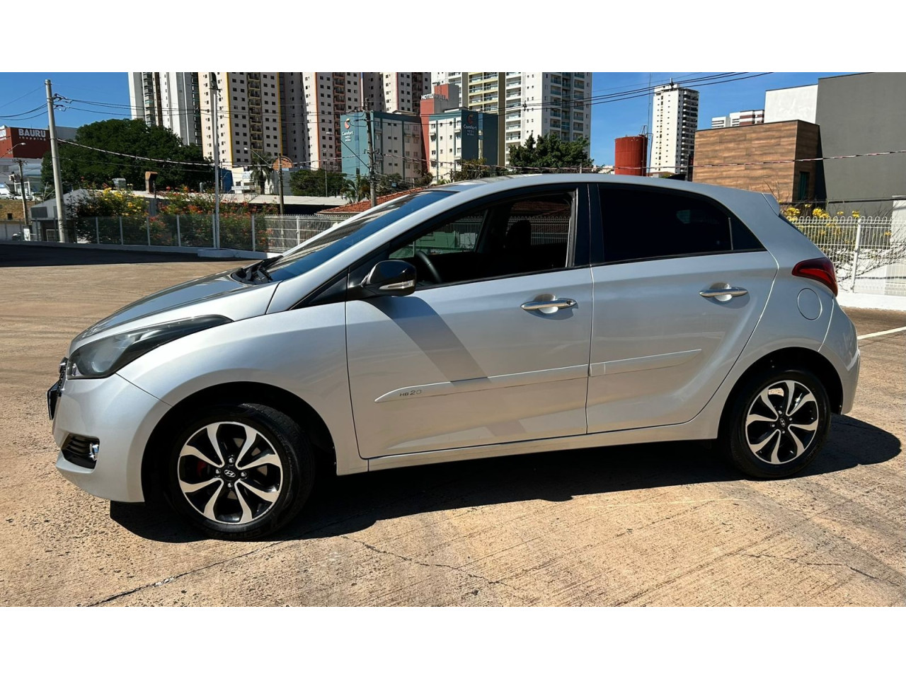 HB 20 Hatch 1.6 16V 4P FLEX R SPEC