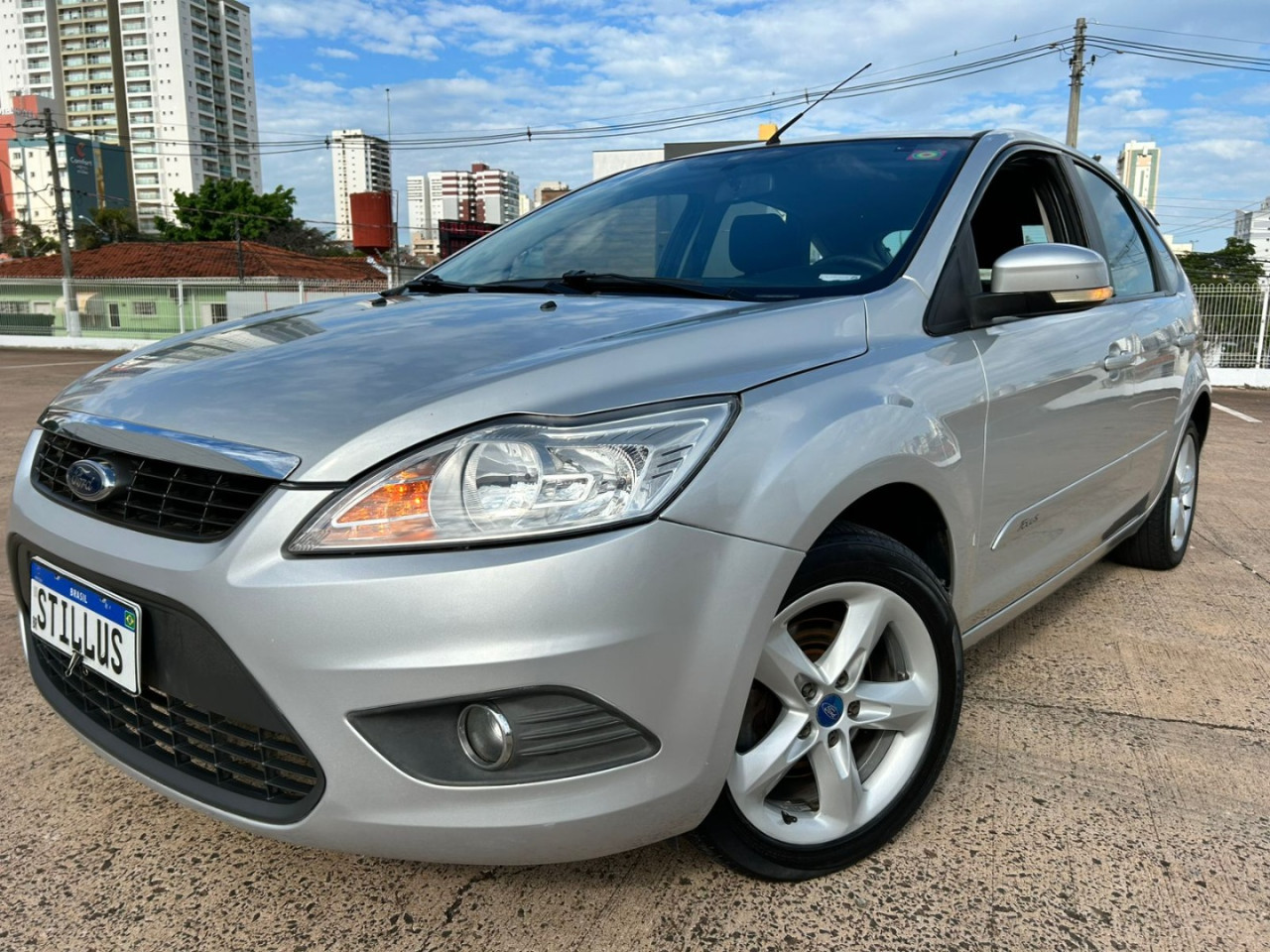 Focus Hatch 1.6 4P GLX