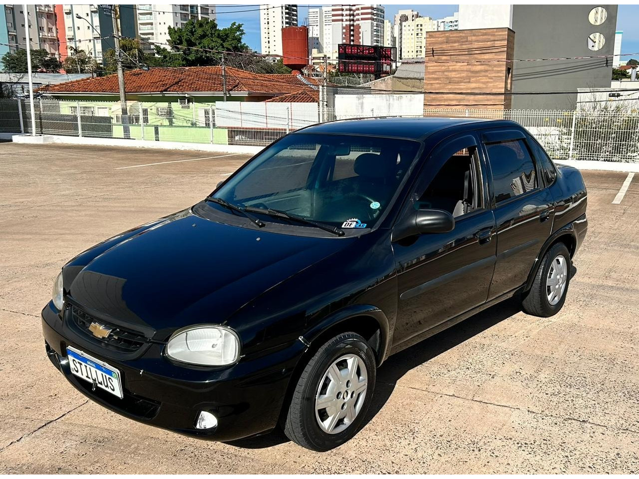 Classic Sedan 1.0 4P VHCE FLEX