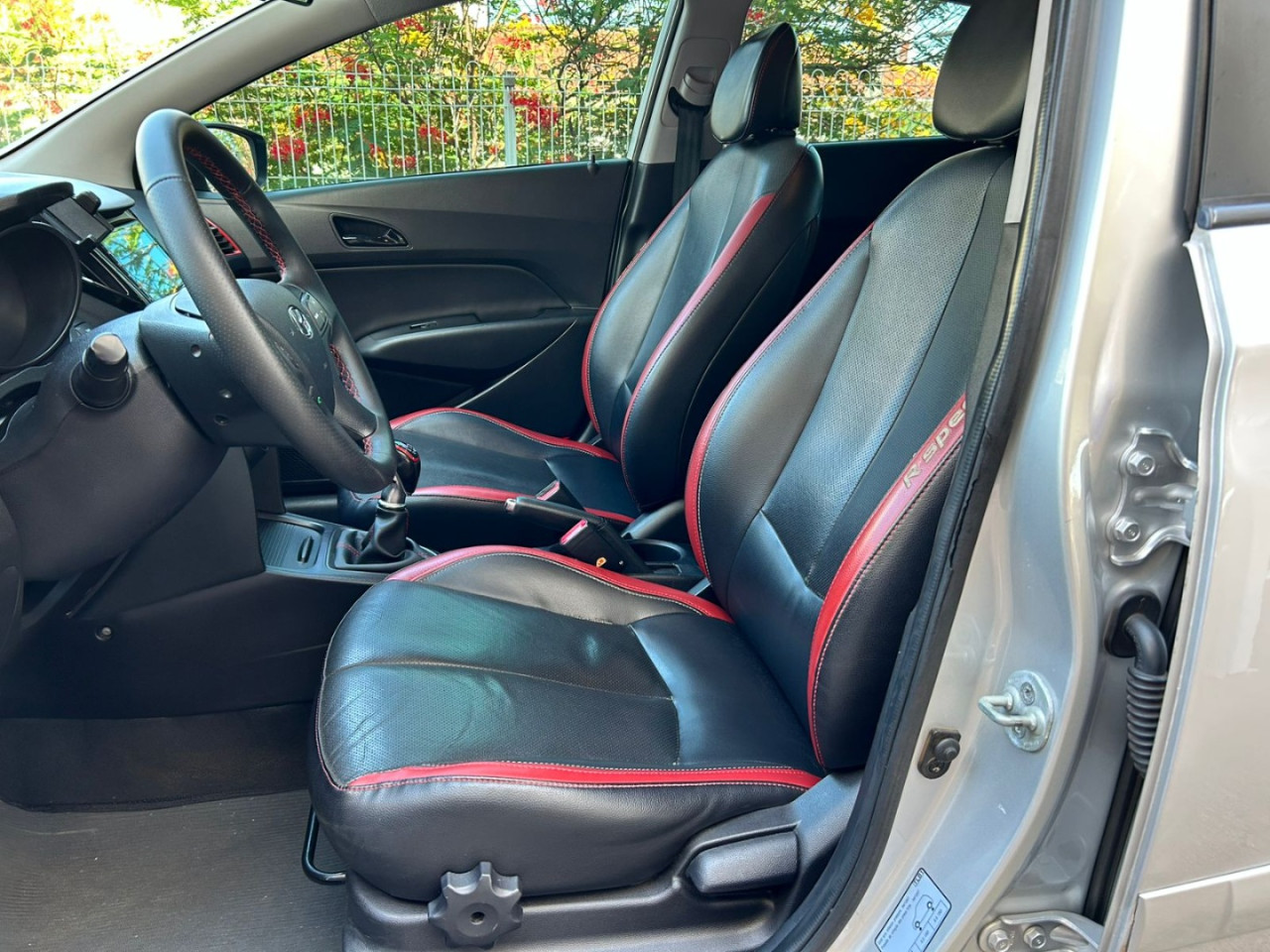 HB 20 Hatch 1.6 16V 4P FLEX R SPEC