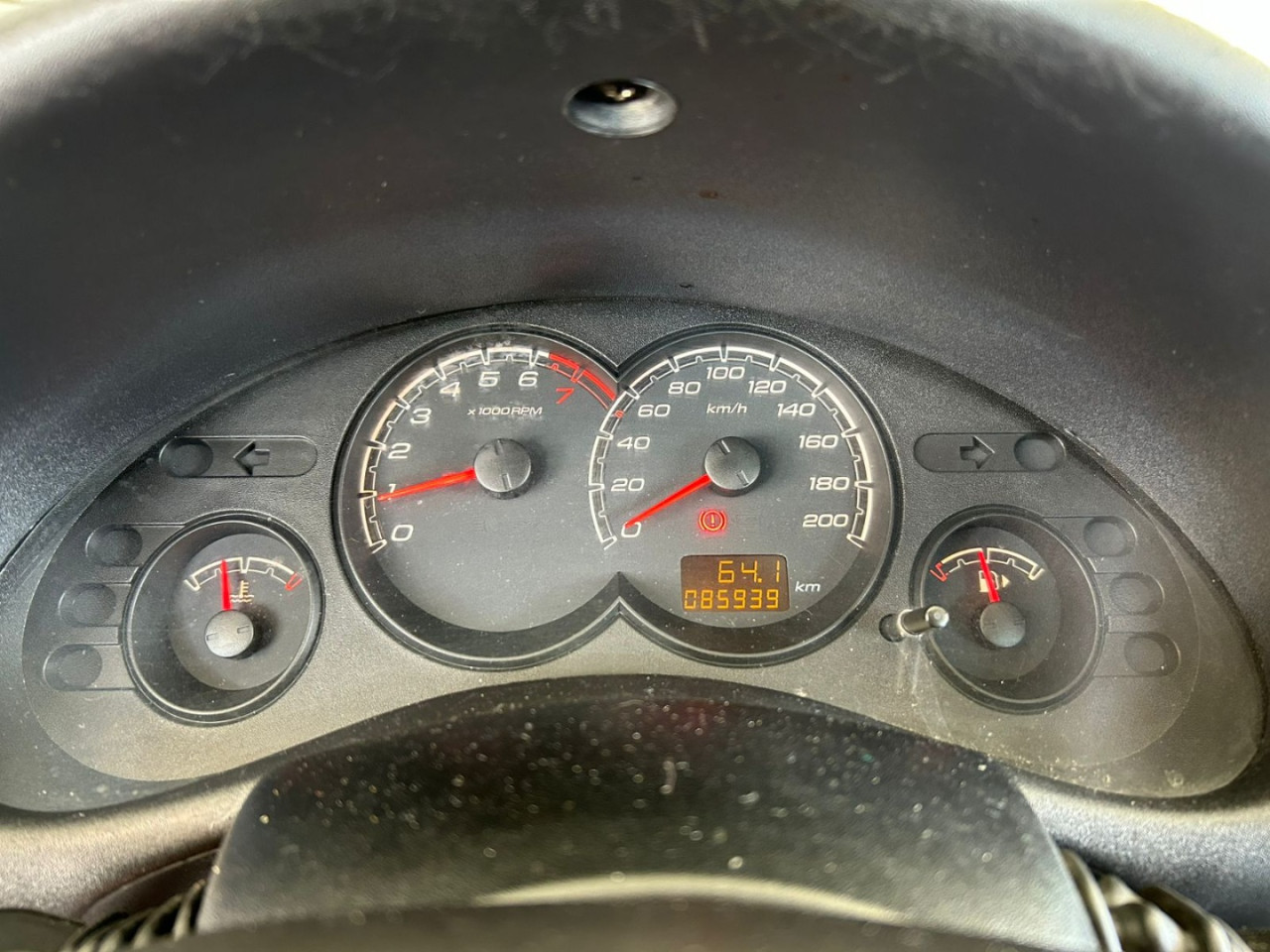 Classic Sedan 1.0 4P VHCE FLEX LS