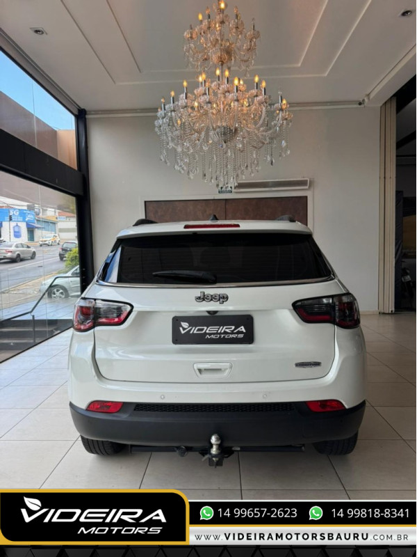 Compass 2.0 16V 4P LONGITUDE FLEX AUTOMÁTICO