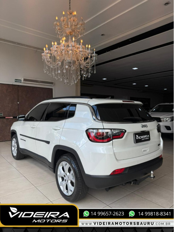 Compass 2.0 16V 4P LONGITUDE FLEX AUTOMÁTICO