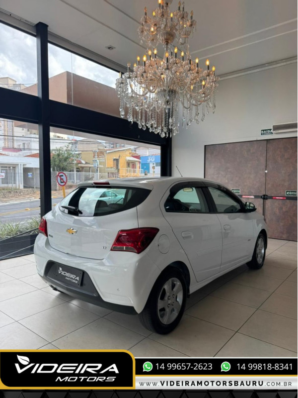 Onix Hatch 1.4 4P FLEX LT