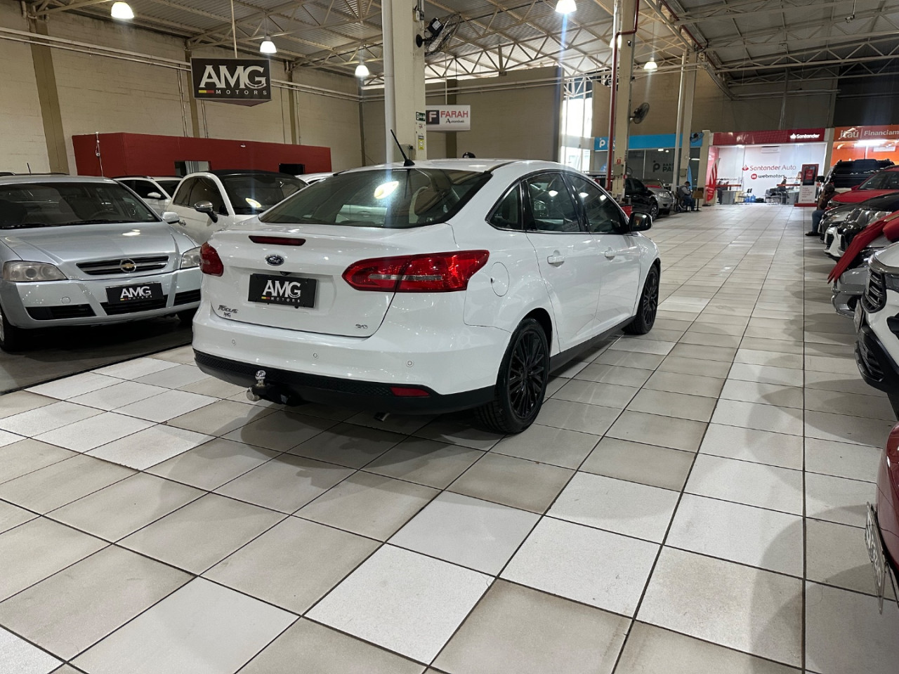 Focus Sedan 2.0 16V 4P FLEX SE POWERSHIFT AUTOMÁTICO