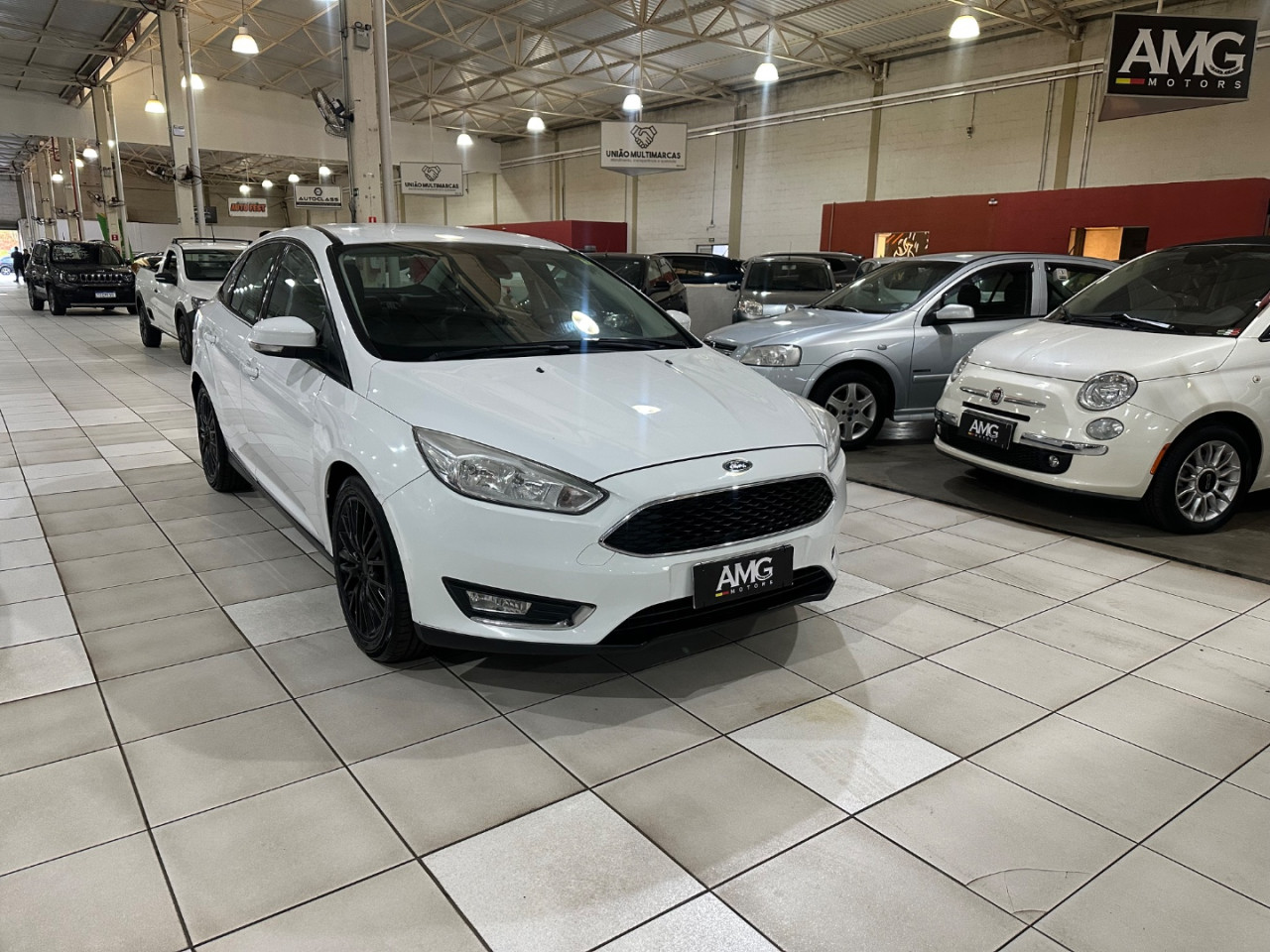 Focus Sedan 2.0 16V 4P FLEX SE POWERSHIFT AUTOMÁTICO